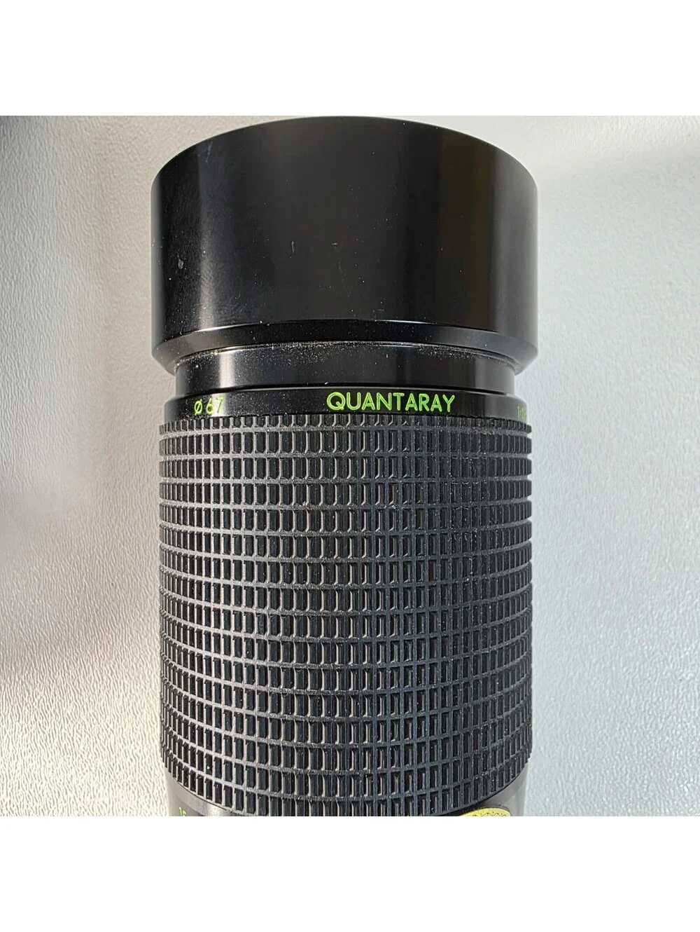 Quantaray 75-200mm /f2.8-3.5 Macro Zoom Lens for Canon W/Case No Caps